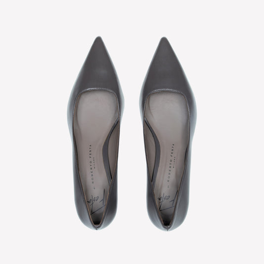 ASPHALT GRAY LAMBSKIN PUMP ARNET - Grigio | Roberto Festa