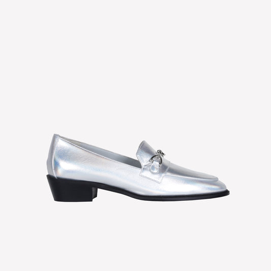 SILVER LAMINATED LEATHER LOAFER WITH CLAMP AXEL - Nuovi Arrivi | Roberto Festa