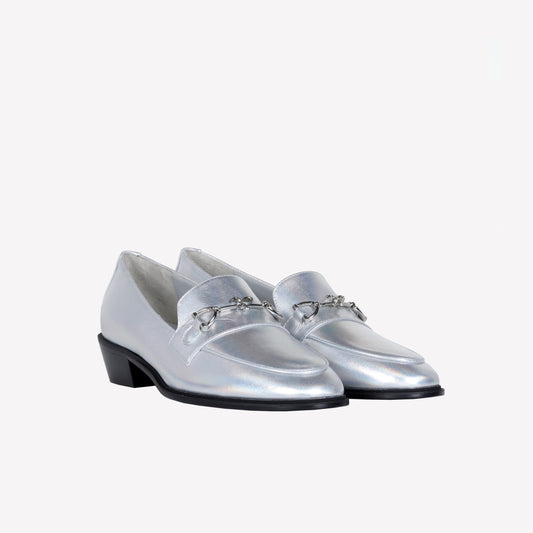 SILVER LAMINATED LEATHER LOAFER WITH CLAMP AXEL - Grigio | Roberto Festa