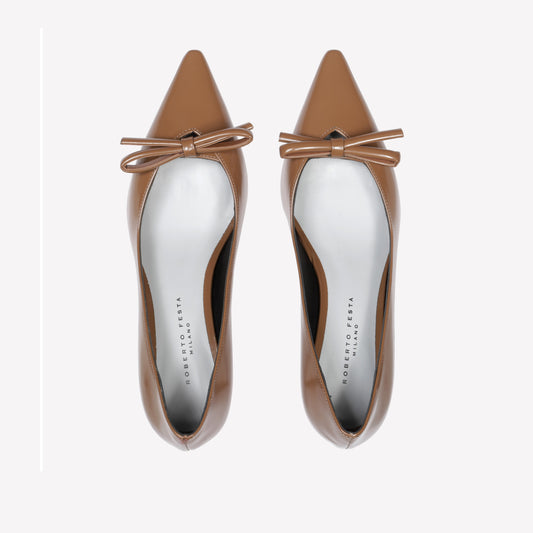 TAN CALFSKIN PUMPS DAVID - Marrone | Roberto Festa