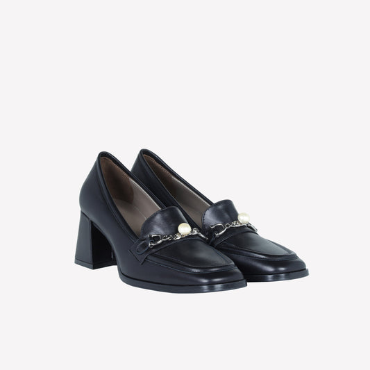 BLACK NAPPA LEATHER LOAFER WITH PEARL ACCESSORY GERT - Loafers | Roberto Festa