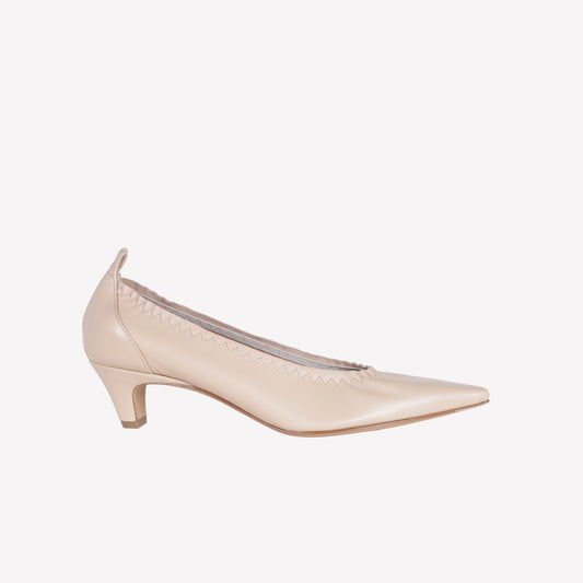 COOKIE COLOURED LEATHER PUMPS WITH ELASTIC NECKLINE IRIS - Beige | Roberto Festa